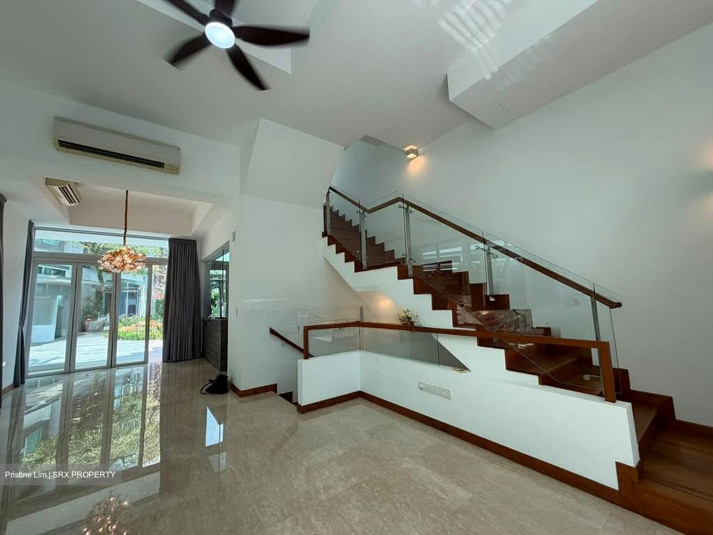 Cabana (D28), Terrace #598130881